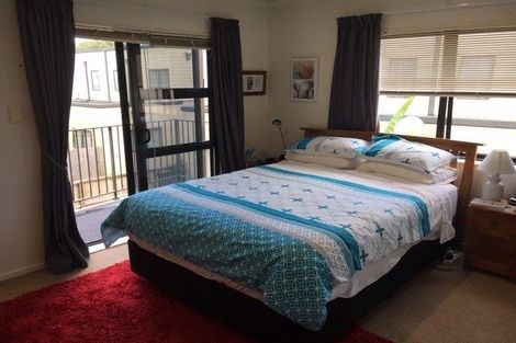 Photo of property in 7/17 Harbour View Road, Te Atatu Peninsula, Auckland, 0610