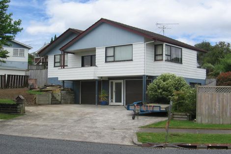 Photo of property in 12 Beechdale Crescent, Pakuranga Heights, Auckland, 2010