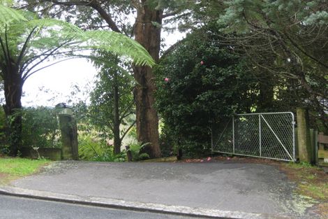 Photo of property in 1 Kereru Place, Upper Vogeltown, New Plymouth, 4310