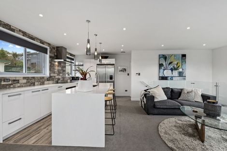 Photo of property in 1/467 Beach Road, Murrays Bay, Auckland, 0630