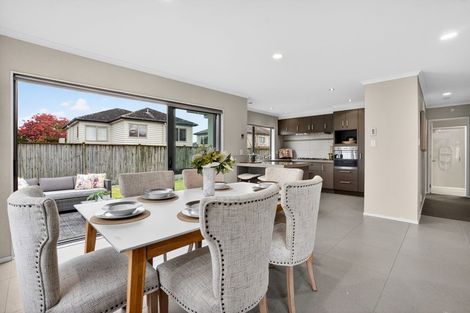 Photo of property in 28 Pickaberry Avenue, Karaka, Papakura, 2113