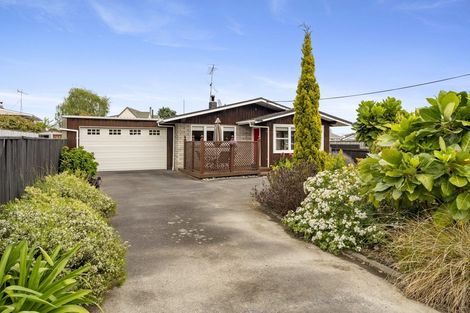 Photo of property in 15 Waitohu Valley Road, Otaki, 5512