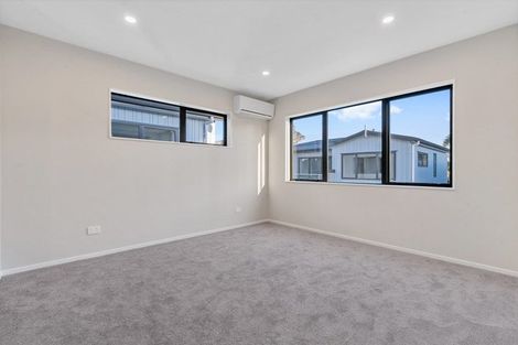 Photo of property in 86a Kervil Avenue, Te Atatu Peninsula, Auckland, 0610