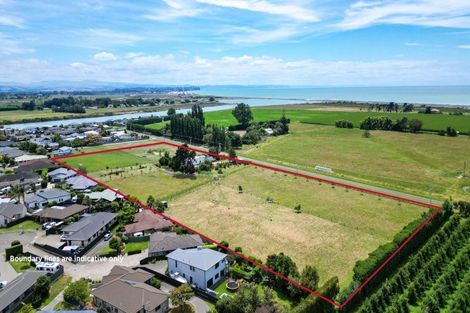 Photo of property in 104 Ferry Road, Clive, 4102