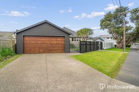 Photo of property in 1 Thornycroft Avenue, Epuni, Lower Hutt, 5011