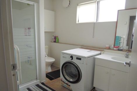 Photo of property in 2/84 Kowhai Road, Campbells Bay, Auckland, 0630