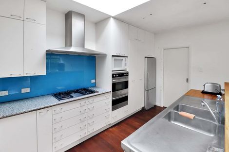 Photo of property in 307 Karori Road, Karori, Wellington, 6012