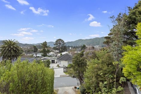 Photo of property in 51 Fraser Street, Wainuiomata, Lower Hutt, 5014