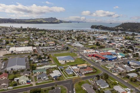 Photo of property in 1 Cholmondeley Crescent, Whitianga, 3510