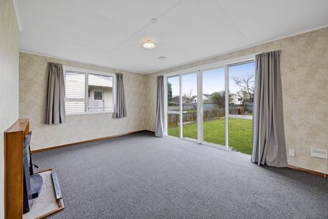 Photo of property in 18 Acourt Street, Hawera, 4610