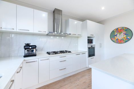 Photo of property in 31 Syrah Crescent, Ranui, Auckland, 0612