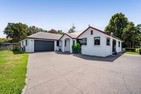 Photo of property in 90 Ridgewood Drive, Ridgewood, New Plymouth, 4371