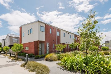 Photo of property in 28 Earlsworth Road, Mangere East, Auckland, 2024