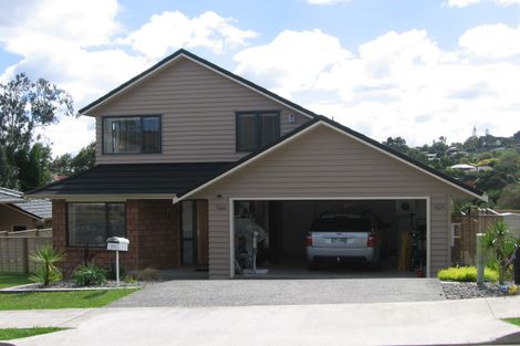 Photo of property in 27 Frenz Drive, Titirangi, Auckland, 0604