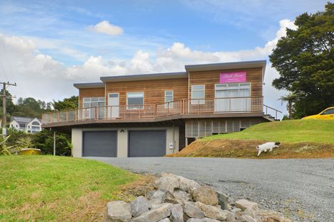 Photo of property in 39 Russell Road, Wainuiomata, Lower Hutt, 5014