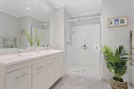 Photo of property in 2 Skylark Road, Hobsonville, Auckland, 0616