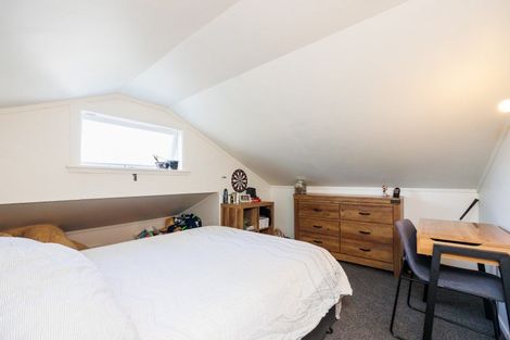 Photo of property in 239 Victoria Avenue, Hokowhitu, Palmerston North, 4410