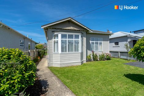 Photo of property in 11 Crest Street, Tainui, Dunedin, 9013
