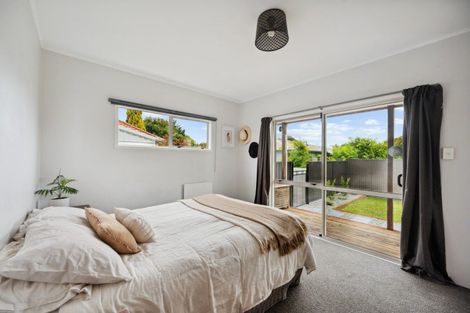 Photo of property in 48 Nuffield Avenue, Marewa, Napier, 4110