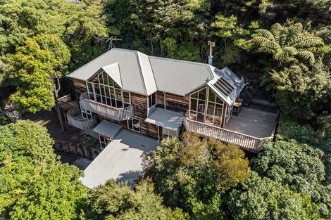 Photo of property in 19 Marama Terrace, Eastbourne, Lower Hutt, 5013