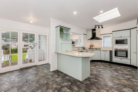 Photo of property in 202 Clyde Street, Island Bay, Wellington, 6023