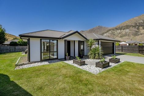 Photo of property in 32 Hope Avenue, Lake Hayes, Queenstown, 9304