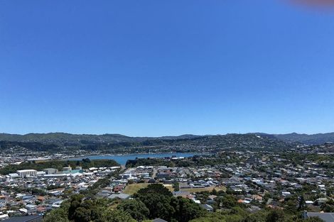 Photo of property in 83 Seatoun Heights Road, Seatoun, Wellington, 6022