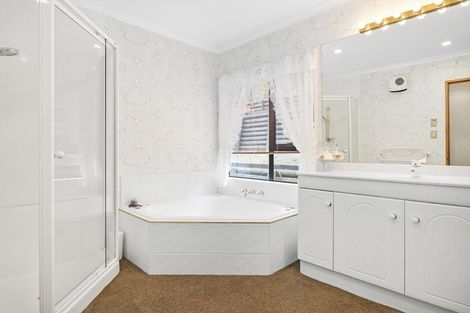 Photo of property in 4 Pentonville Close, Westmorland, Christchurch, 8025