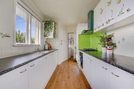 Photo of property in 8 Robert Grigg Place, Hamilton East, Hamilton, 3216