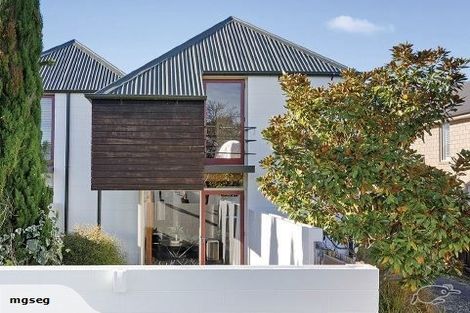 Photo of property in 1/30 Clissold Street, Merivale, Christchurch, 8014