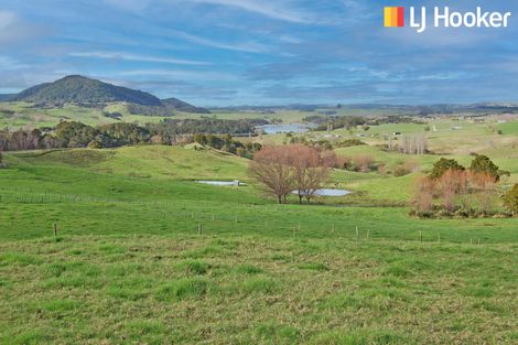 Photo of property in 91 Whaka Street, Maungaturoto, 0520