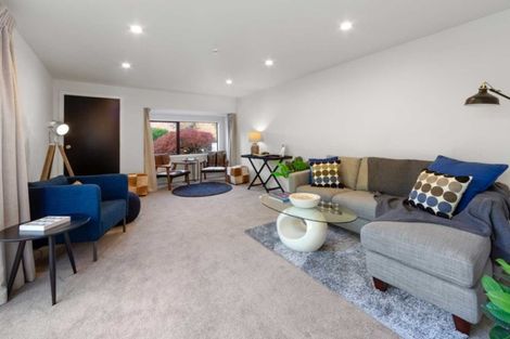 Photo of property in 2/1 Bengal Drive, Cashmere, Christchurch, 8022