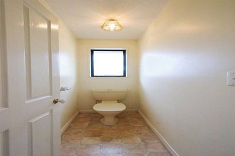 Photo of property in 2/10 Sefton Street, Belfast, Christchurch, 8051