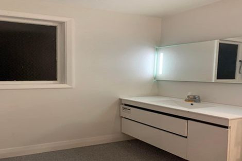 Photo of property in 64 Raroa Road, Kelburn, Wellington, 6012