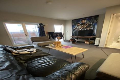 Photo of property in 16 Austin Street, Mount Victoria, Wellington, 6011