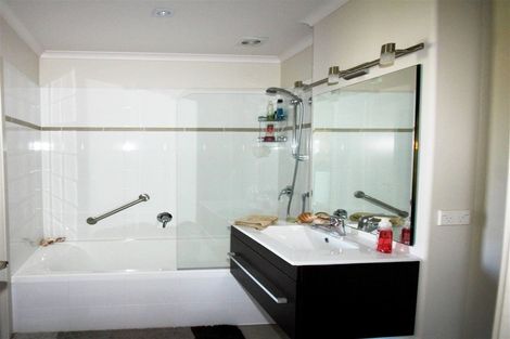 Photo of property in 16 Aquila Drive, Whitianga, 3510