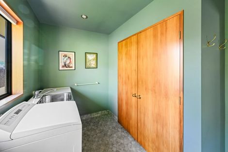 Photo of property in 6 Athenry Road, Bridge Hill, Alexandra, 9320