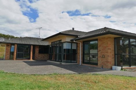 Photo of property in 299 Pine Valley Road, Dairy Flat, Silverdale, 0992