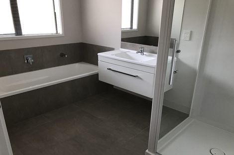 Photo of property in 262 Dixon Road, Fitzroy, Hamilton, 3206