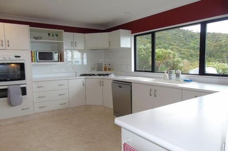 Photo of property in 26 Ramphal Terrace, Khandallah, Wellington, 6035