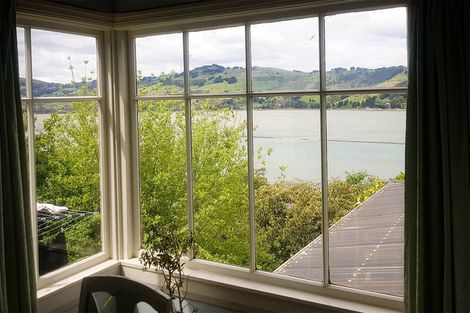 Photo of property in 36 Adderley Terrace, Ravensbourne, Dunedin, 9022