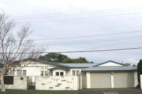 Photo of property in 1 Garden Road, Avalon, Lower Hutt, 5011