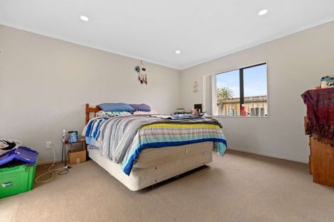 Photo of property in 4 Prado Drive, Pukekohe, 2120