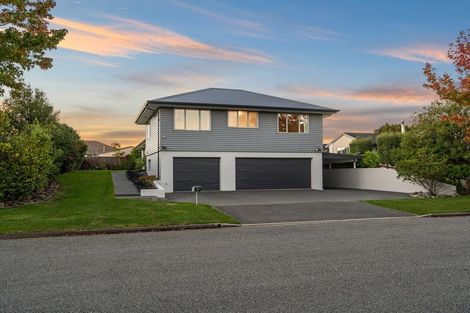 Photo of property in 13 Muir Avenue, Halswell, Christchurch, 8025