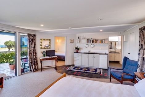 Photo of property in 129 North Shore Road, Eskdale, Napier, 4182