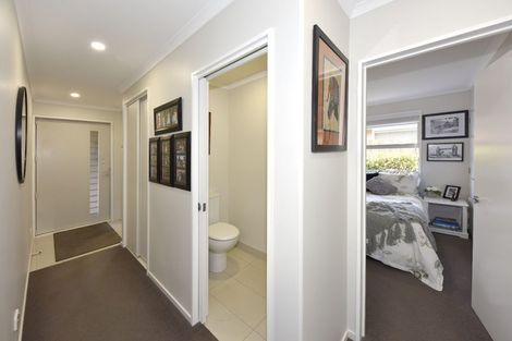 Photo of property in 4/198 Racecourse Road, Sockburn, Christchurch, 8042