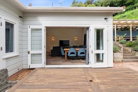 Photo of property in 210 Oriental Parade, Oriental Bay, Wellington, 6011