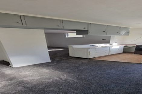 Photo of property in 80 Shakespeare Road, Bluff Hill, Napier, 4110