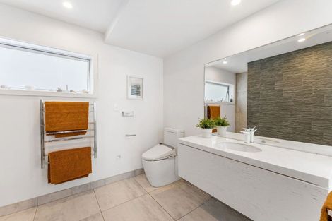 Photo of property in 16 Sutherland Avenue, Mount Maunganui, 3116