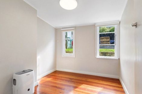 Photo of property in 1/28 Ribble Street, Island Bay, Wellington, 6023